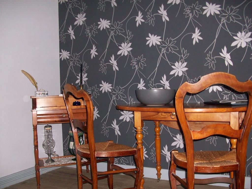Loire, Chateaux, Et Vignes Onzain Room photo